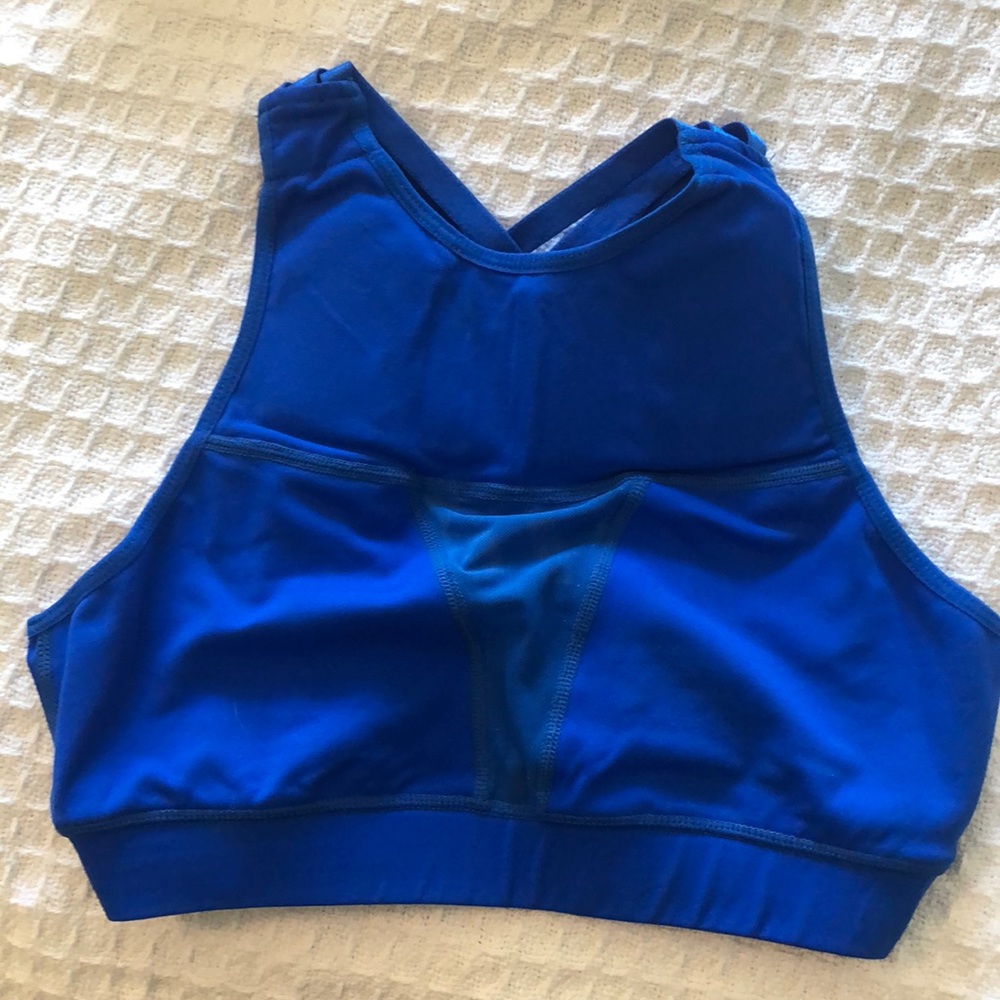 Sports bra